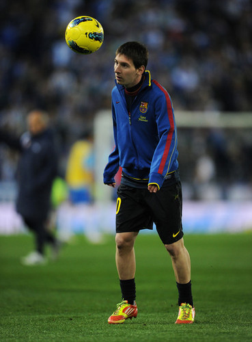 Lionel Messi Warms Up