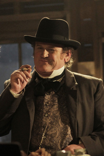  Thomas Durant (Colm Meaney) in Episode 9