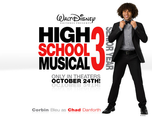  Corbin Bleu in High School Musical 3 Senior năm