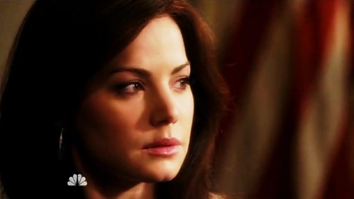  Erica Durance in Harry’s Law
