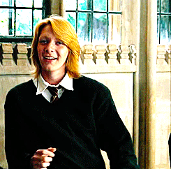  Fred of George dancing XD