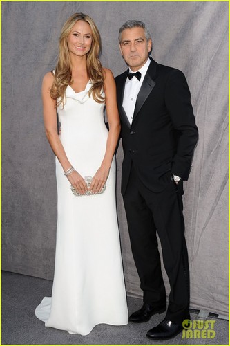  George Clooney & Stacy Keibler - Critics' Choice Awards 2012