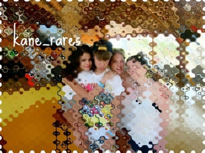 Justin Bieber, Selena Gomez and Ashley Benson in Los Cabos