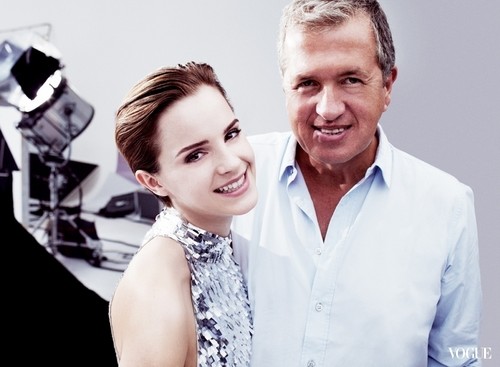  behind-the-scene picture of Emma Watson for the new Lancôme campaign 블랑 Expert