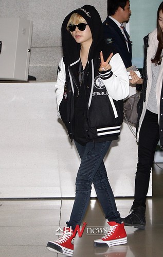  SNSD @ Incheon Airport News Pictorial