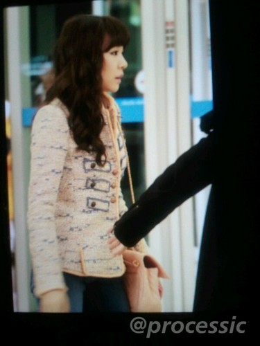  SNSD @ Incheon Airport Pictures - to Hong Kong - Fantaken