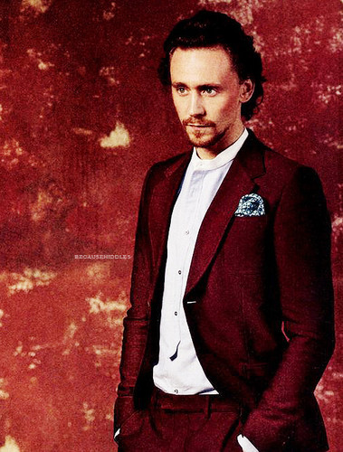  Tom Hiddleston in Esquire
