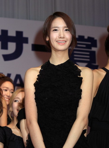  Yoona @23rd jepang Best Jewellery Wearer Awards Ceremony