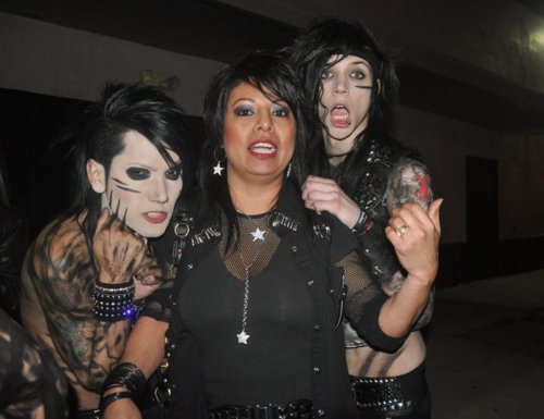  <3Andy & Ashley with a Fan<3