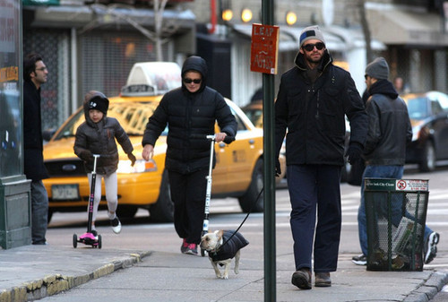  Hugh Jackman and Ava Out Walking the Dog