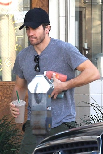 Jake stopping by Beverly Hills сок in Los Angeles