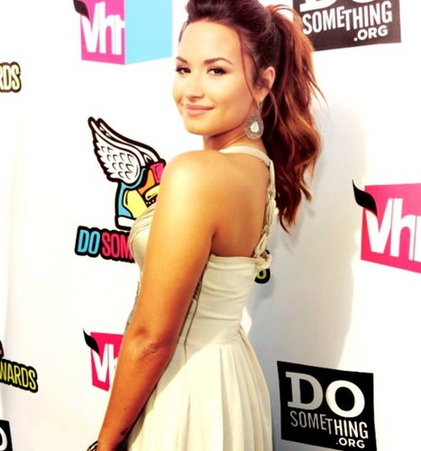  ♥Demi Lovato at the Do Something Awards♥