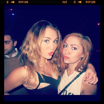  Personal Private Pictures New Miley Twitpic With Brandi Cyrus