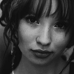 Emily Browning <3