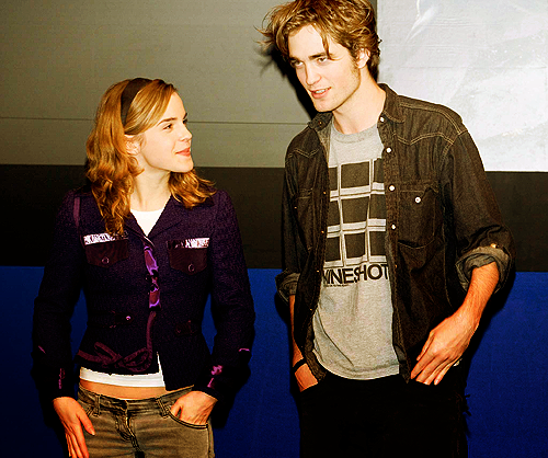  Emma Watson and Robert Pattinson
