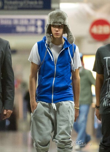  Justin arriving at LAX Airport