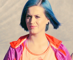  Katy Perry new blue hair