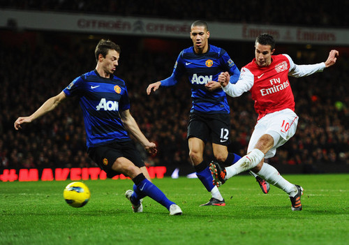 R. van Persie (Arsenal - Manchester United)