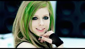  Avril Lavigne Smile