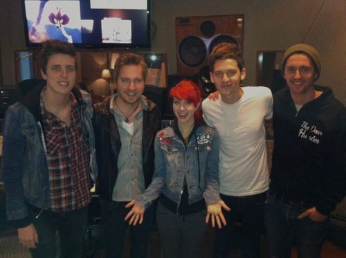  Hayley and A Rocket To The Moon