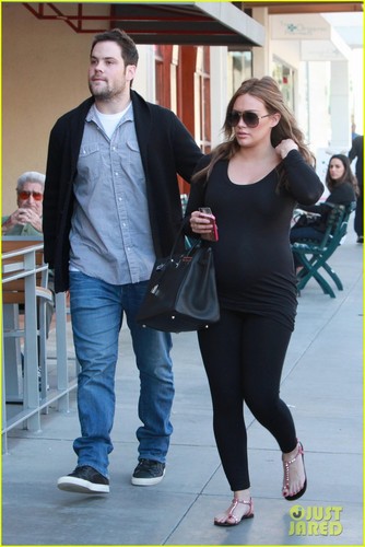  Hilary Duff: Checkup with Mike Comrie!