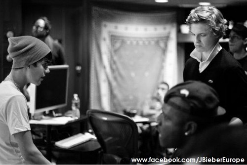  Justin & Cody On Studio <3