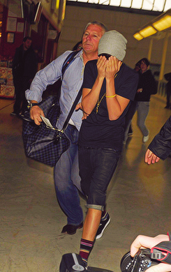  Justin at the airport :)