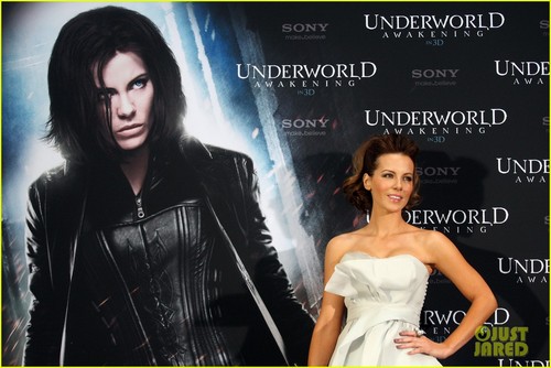  Kate Beckinsale: 'Underworld: Awakening' Berlin تصویر Call!