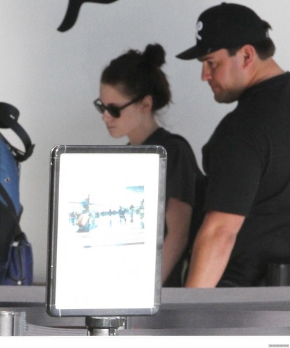  Kristen Stewart at LAX airport in Los Angeles, California - January 29, 2012.