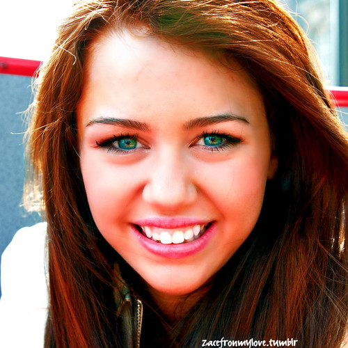Miley Cyrus- FAN ART!