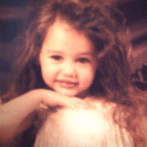  Miley's Present Twitter Pic.