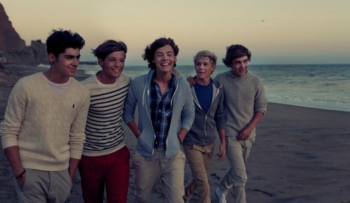  New foto from the 'Up All Night' photoshoot! ♥