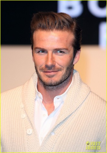  David Beckham: Bodywear Launch at H&M!