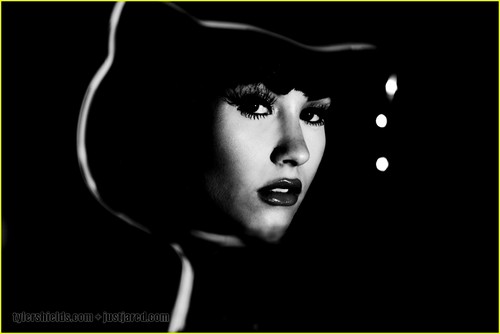  Demi Lovato: Tyler Shields चित्र Shoot!