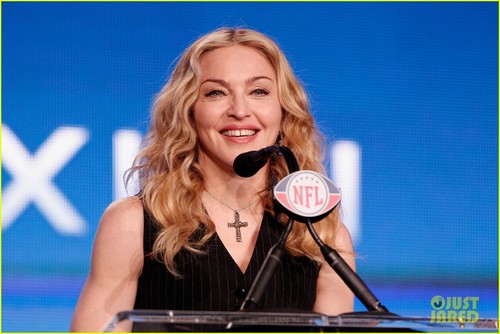  Madonna: 'Give Me' Snippet With Nicki Minaj & M.I.A.!