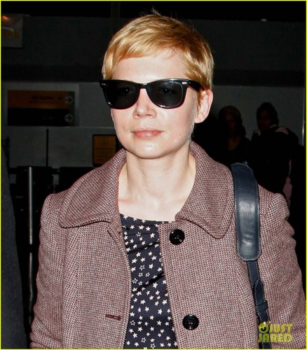  Michelle Williams: I Want To Go Back To Being A Mom