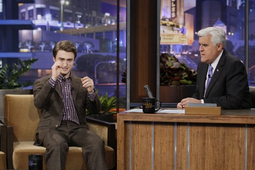  The Tonight Show with 어치, 제이 Leno - February 1, 2012 - HQ