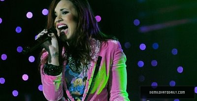 Demi Lovato in Chile (2012