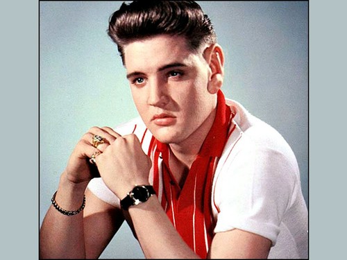 Elvis Aaron Presley (January 8, 1935 – August 16, 1977)