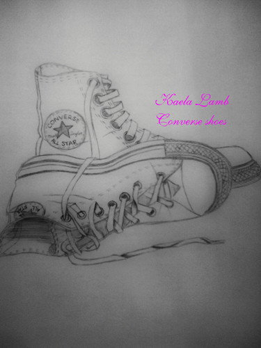  Kandy Kaela's drawings of 匡威 shoes