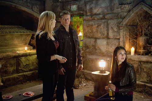 New TVD still: 3x11 "Our Town" 