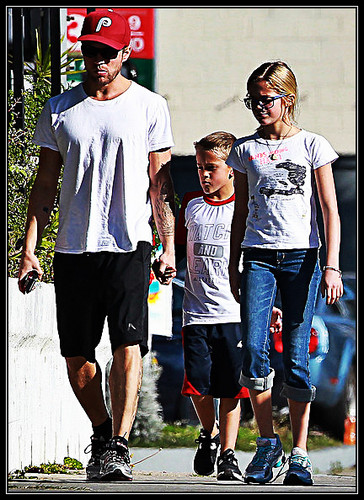 Ryan with his IDENTICAL son, Deacon and beautiful daughter, Ava! He looks like such a good dad! <3
