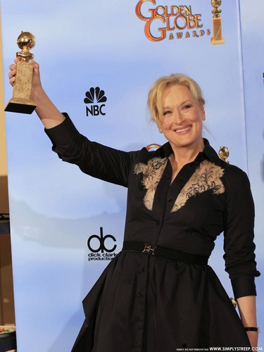  Golden Globe Awards - Press Room [January 15, 2012]