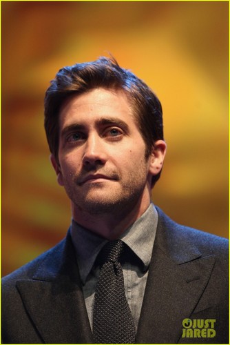  Jake Gyllenhaal: Berlin Film Festival Opening Ceremonies!