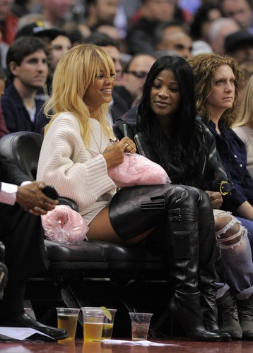 Rihanna At A Basketball Game In LA [2 February 2012]
