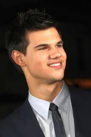  Taylor Lautner Collections