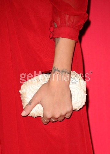  2012 MusiCares Person Of The năm Tribute To Paul McCartney - Arrivals