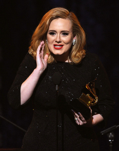  Adele @ the 54th Annual GRAMMY Awards - دکھائیں