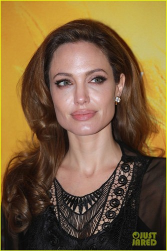 Angelina Jolie: 'Lady' Premiere at Berlin Film Festival!
