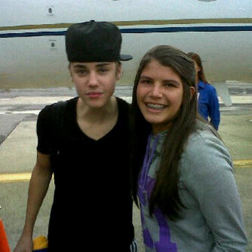  Bieber with fan